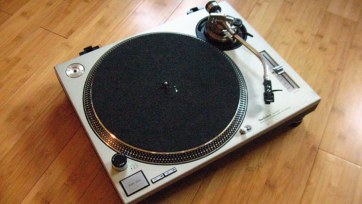 SampleRadar: 371 Free Vintage House and Techno Samples for Old-School Flavor