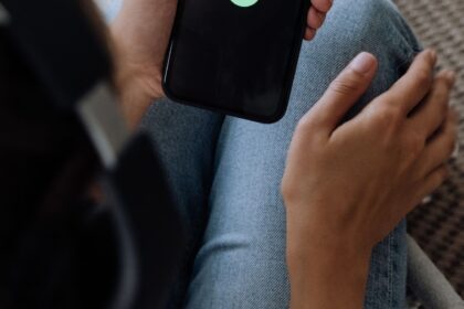 Universal Will Make Free Listeners Wait 72 Hours for New Music